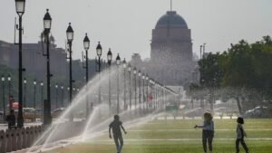 दिल्ली 50 डिग्री सेल्सियस के करीब, IMD ने राजधानी में अत्यधिक गर्मी का बताया कारण