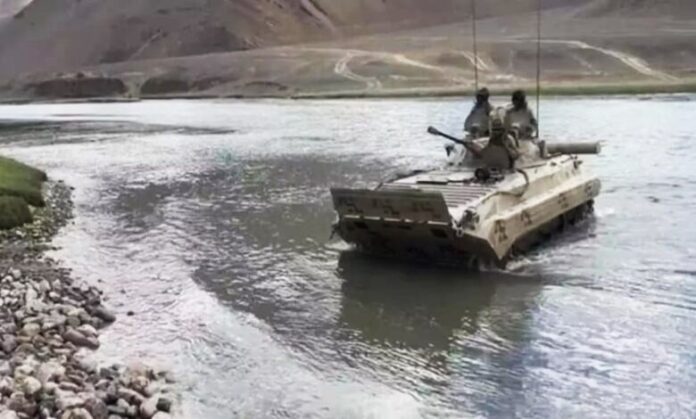 अचानक से नदी में जल स्तर बढ़ने के कारण भारतीय सेना ने खोए अपने पांच जवानों, जानें पूरा मामला अचानक से नदी में जल स्तर बढ़ने के कारण भारतीय सेना ने खोए अपने पांच जवानों, जानें पूरा मामला