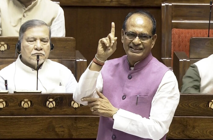 शिवराज सिंह चौहान ने राहुल गांधी के 'चक्रव्यूह' हमले पर किया कटाक्ष कहा, शिवराज सिंह चौहान ने राहुल गांधी के 'चक्रव्यूह' हमले पर किया कटाक्ष कहा,