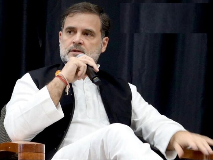 राहुल गांधी को मिली जान से मारने की धमकी, कांग्रेस ने NDA नेताओं के खिलाफ दर्ज कराई शिकायत, जानें पूरी खबर राहुल गांधी को मिली जान से मारने की धमकी, कांग्रेस ने NDA नेताओं के खिलाफ दर्ज कराई शिकायत, जानें पूरी खबर
