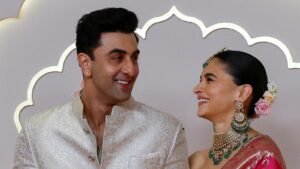 Alia Bhatt Kapoor: आलिया भट्ट ने अपने नाम में जोड़ा कपूर उपनाम, जानिए शादी के इतने दिन बाद क्यों जोड़ा कपूर उपनाम