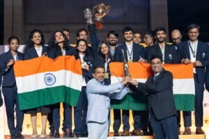 Chess: भारत ने रचा इतिहास, पुरुष और महिला दोनों टीमों ने जीते शतरंज ओलंपियाड में स्वर्ण पदक