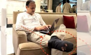 IIT Bombay के प्रोफेसर ने क्यों पहना 5-स्टार होटल में फटे मोजे, जाने कौन है वो प्रोफेसर जिसने दी इतनी बड़ी सीख