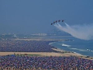 IAF Event in Chennai: लू ने चेन्नई के वायुसेना कार्यक्रम में मचाई तबाही, 5 की जान गई, कई लोग अस्पताल में भर्ती