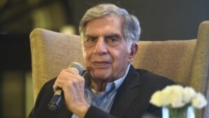 Ratan Tata passes away: महाराष्ट्र में शोक दिवस घोषित, अंतिम दर्शन के लिए पार्थिव शरीर NCPA में रखा जाएगा