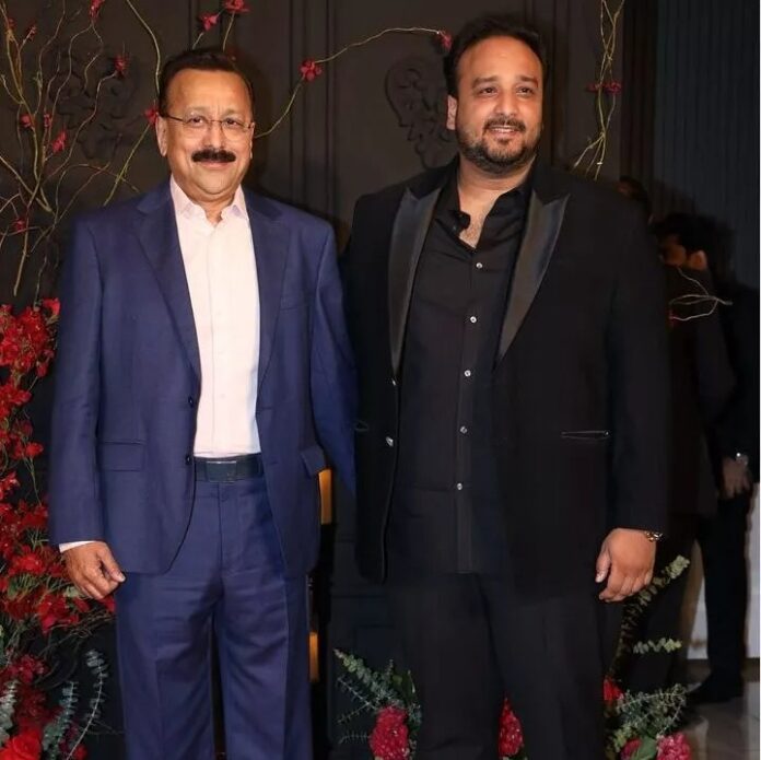 Baba Siddique Murder Case: शूटरों ने मुंबई पुलिस के सामने खोले राज़, बाबा सिद्दीकी के बेटे विधायक जीशान भी थे हिट लिस्ट में, जानें और किस किस के हैं नाम Baba Siddique Murder Case: शूटरों ने मुंबई पुलिस के सामने खोले राज़, बाबा सिद्दीकी के बेटे विधायक जीशान भी थे हिट लिस्ट में, जानें और किस किस के हैं नाम
