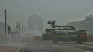 Delhi air pollution: दिल्ली वालों की बढ़ सकती हैं मुश्किलें, सुप्रीम कोर्ट ने GRAP IV को 2 दिसंबर तक जारी रखने का दिया आदेश