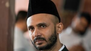 Uttar Pradesh: बिजली चोरी के आरोप में Sambhal के सांसद Zia ur Rahman Barq के खिलाफ FIR दर्ज