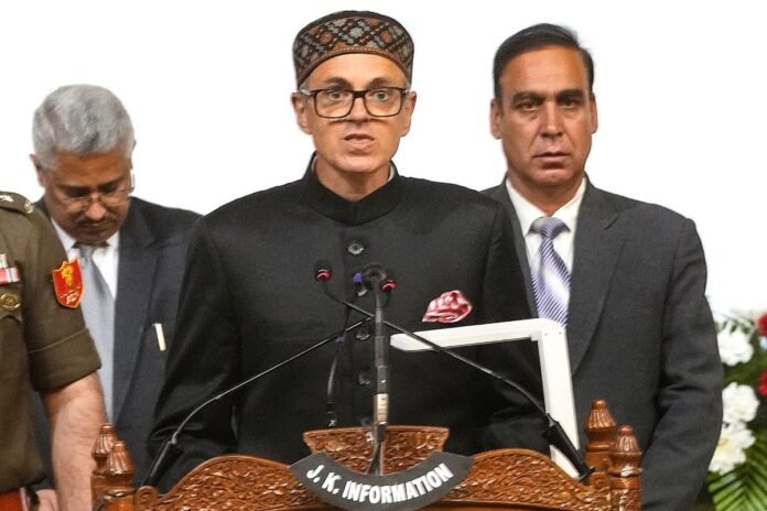 Omar Abdulla ने Congress पर कसा तंज कहा, 'चुनाव परिणाम को मानकर EVM पर रोना बंद करे कांग्रेस' Omar Abdulla ने Congress पर कसा तंज कहा, 'चुनाव परिणाम को मानकर EVM पर रोना बंद करे कांग्रेस'