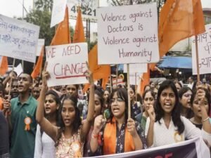 Kolkata doctor rape and murder case: दो संदिग्धों को जमानत मिलने के बाद डॉक्टरों ने 10 दिन की हड़ताल का किया ऐलान