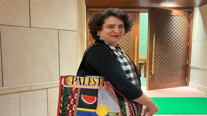 Priyanka Gandhi के 'Palestine' बैग पर मचा बवाल, BJP ने दिया विवादास्पद बयान