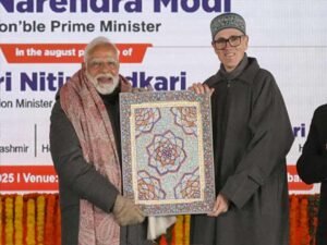 मुख्यमंत्री Omar Abdullah ने PM Modi की तारीफ में बांधा पूल, Congress पर दिया बड़ा बयान