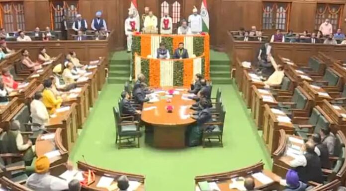 आतिशी समेत AAP के सभी 22 विधायक विधानसभा से हुए सस्पेंड