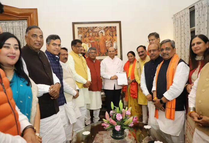 रेखा गुप्ता के साथ ये 6 नेता और लेंगे शपथ, रामलीला मैदान में शपथ ग्रहण समारोह आज