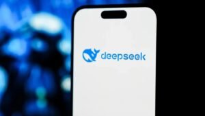 DeepSeek R1 AI लॉन्च के साथ विवादों में घिरा, अमेरिका समेत कई देशों में बैन, क्या है पूरा मामला