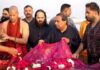 Mahakumbh मà¥à¤ à¤à¤¸à¥à¤¥à¤¾ à¤à¥ डà¥à¤¬à¤à¥: सà¤à¤à¤® तठपर Mukesh Ambani परिवार सहित पहà¥à¤à¤à¥, à¤à¤¿à¤ धारà¥à¤®à¤¿à¤ à¤
नà¥à¤·à¥à¤ ान Mahakumbh मà¥à¤ à¤à¤¸à¥à¤¥à¤¾ à¤à¥ डà¥à¤¬à¤à¥: सà¤à¤à¤® तठपर Mukesh Ambani परिवार सहित पहà¥à¤à¤à¥, à¤à¤¿à¤ धारà¥à¤®à¤¿à¤ à¤
नà¥à¤·à¥à¤ ान