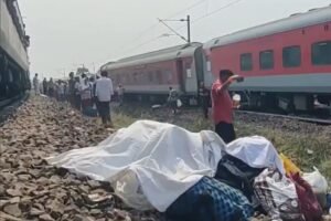 Odisha Train Accident: ओडिशा में SMVT बेंगलुरु-कमाख्या एक्सप्रेस के डिरेल होने से 7 यात्री घायल, राहत कार्य जारी