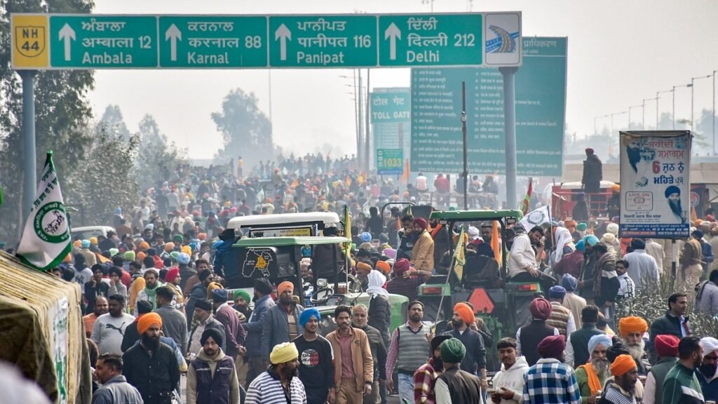 हरियाणा-पंजाब शंभू बॉर्डर पर सुरक्षा कड़ी, प्रदर्शन पर राकेश टिकैत का बड़ा बयान