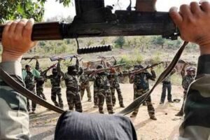 छत्तीसगढ़ में 22 नक्सलियों ने किया आत्मसमर्पण बढ़ा, लेकिन इसके पीछे है बड़ा राज