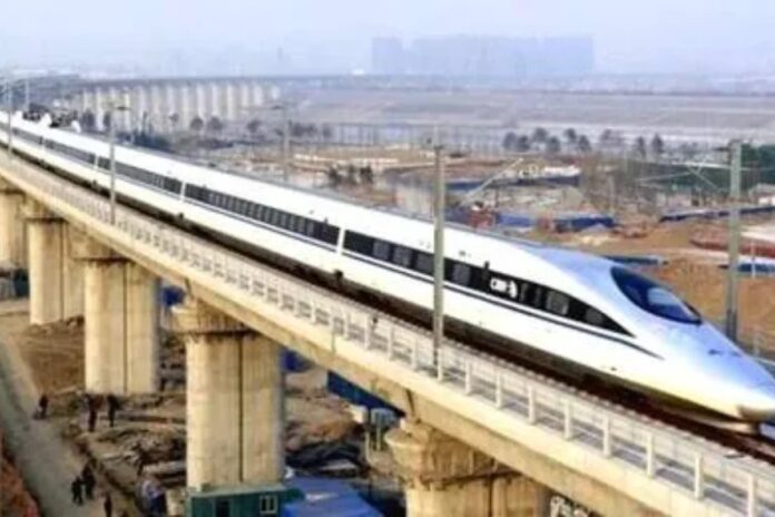 भारत को बुलेट ट्रेन प्रोजेक्ट में जापान से बड़ी सौगात, दो शिंकानसेन ट्रेन देगा फ्री