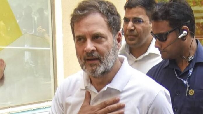 राहुल गांधी पहुंचे पुंछ, पाकिस्तानी गोलाबारी से प्रभावित परिवारों से मिलने शनिवार को