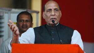भुज में गरजे राजनाथ सिंह, कहा 23 मिनट में पाकिस्तान के आतंकियों को दिखा दिया अवकात