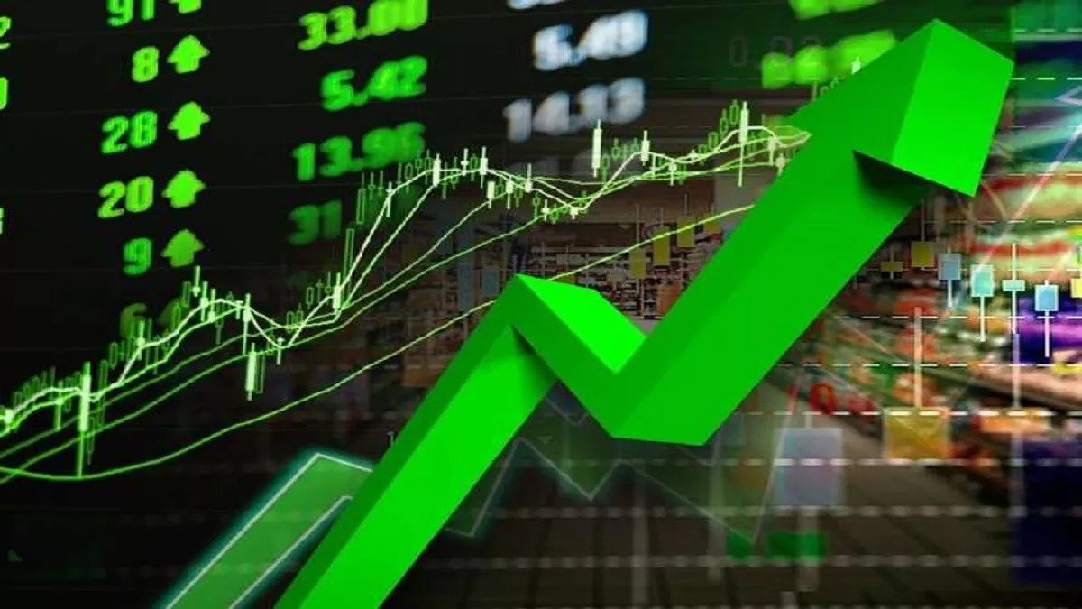 Share Market News: बाजार में हल्की बढ़त के साथ शुरुआत, सेंसेक्स और निफ्टी हरे निशान में