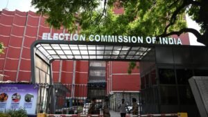 चुनाव आयोग ने पोलिंग स्टेशन की फुटेज सार्वजनिक करने की मांग खारिज की