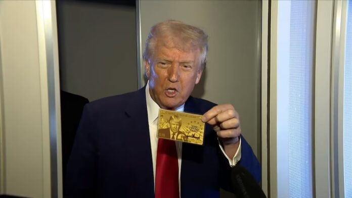 Donald Trump ने शुरू किया Gold Card, अमेरिकी नागरिकता मिलना हो गया आसान Donald Trump ने शुरू किया Gold Card, अमेरिकी नागरिकता मिलना हो गया आसान