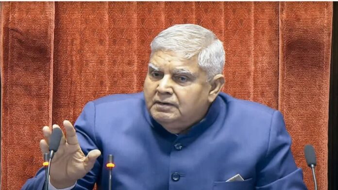 राष्ट्रपति द्रौपदी मुर्मू ने उपराष्ट्रपति पद से जगदीप धनखड़ का इस्तीफा किया स्वीकार, PM Modi ने किया सराहना राष्ट्रपति द्रौपदी मुर्मू ने उपराष्ट्रपति पद से जगदीप धनखड़ का इस्तीफा किया स्वीकार, PM Modi ने किया सराहना