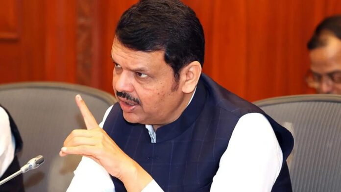 'रुदाली' बयान पर भड़का सामना, फडणवीस पर बोला तीखा हमला, क्या है 'रुदाली' शब्द का मतलब 'रुदाली' बयान पर भड़का सामना, फडणवीस पर बोला तीखा हमला, क्या है 'रुदाली' शब्द का मतलब