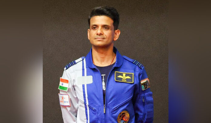 शुभांशु शुक्ला ने तोड़ा राकेश शर्मा का 41 साल पुराना अंतरिक्ष रिकॉर्ड, बने ISS में सबसे ज्यादा समय बिताने वाले भारतीय शुभांशु शुक्ला ने तोड़ा राकेश शर्मा का 41 साल पुराना अंतरिक्ष रिकॉर्ड, बने ISS में सबसे ज्यादा समय बिताने वाले भारतीय