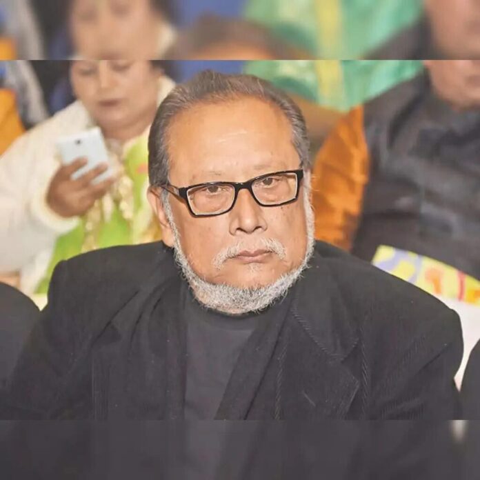 रंगमंच की दुनिया के महान हस्ताक्षर रतन थियाम का 77 वर्ष की आयु में निधन, सांस्कृतिक युग का अंत रंगमंच की दुनिया के महान हस्ताक्षर रतन थियाम का 77 वर्ष की आयु में निधन, सांस्कृतिक युग का अंत