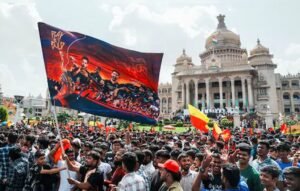 RCB Victory Parade Stampede Case: बिना पुलिस इजाज़त के बुलाया था भीड़, हाई कोर्ट में सौंपी जांच रिपोर्ट, विराट भी जांच के घेरे में