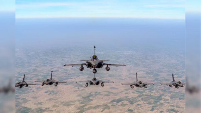 Indian Air Force का राजस्थान में बड़ा सैन्य अभ्यास, बरमेर से जोधपुर तक NOTAM जारी, जानें क्या है NOTAM Indian Air Force का राजस्थान में बड़ा सैन्य अभ्यास, बरमेर से जोधपुर तक NOTAM जारी, जानें क्या है NOTAM