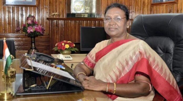राष्ट्रपति द्रौपदी मुर्मू ने की राज्यपालों और उपराज्यपालों की नई नियुक्तियाँ, जानिए कौन शामिल, कौन बाहर राष्ट्रपति द्रौपदी मुर्मू ने की राज्यपालों और उपराज्यपालों की नई नियुक्तियाँ, जानिए कौन शामिल, कौन बाहर