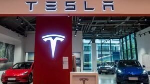 मुंबई में Tesla का पहला शोरूम लॉन्च, भारत में शुरू हुआ EV रेवोल्यूशन, जानें कितनी होगी Model Y की कीमत?