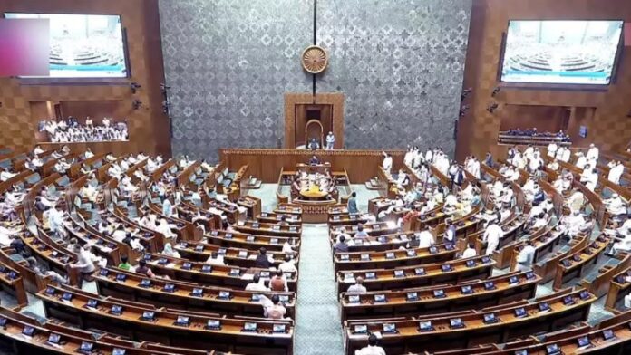 गंभीर अपराध के आरोप में गिरफ्तार MP और MLA को पद छोड़ना होगा अनिवार्य गंभीर अपराध के आरोप में गिरफ्तार MP और MLA को पद छोड़ना होगा अनिवार्य