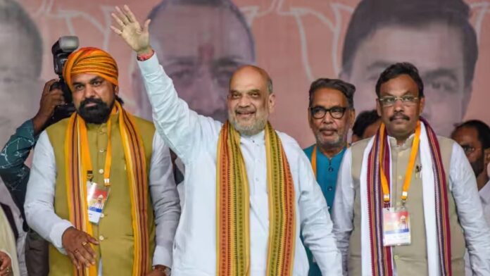 Bihar Election 2025: BJP ने जारी की 71 उम्मीदवारों की पहली लिस्ट, सम्राट चौधरी लड़ेंगे तारापुर से चुनाव Bihar Election 2025: BJP ने जारी की 71 उम्मीदवारों की पहली लिस्ट, सम्राट चौधरी लड़ेंगे तारापुर से चुनाव