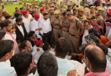 रायबरेली में बवाल, लखनऊ तक उबाल: सपा-ABVP विवाद की पूरी कहानी Uproar in Raebareli, tensions flare up to Lucknow: The full story of the SP-ABVP dispute.