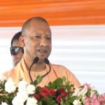 ‘बाबर के अनुयायियों को बजरंगी के भक्त ही देंगे जवाब’, मेरठ में गरजे CM योगी