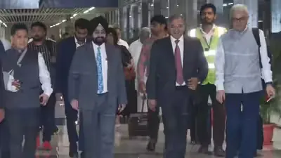 Bihar Election 2025: चुनाव आयोग की तैयारियों की समीक्षा शुरू, सभी दलों के साथ बैठक जारी Bihar Election 2025: चुनाव आयोग की तैयारियों की समीक्षा शुरू, सभी दलों के साथ बैठक जारी